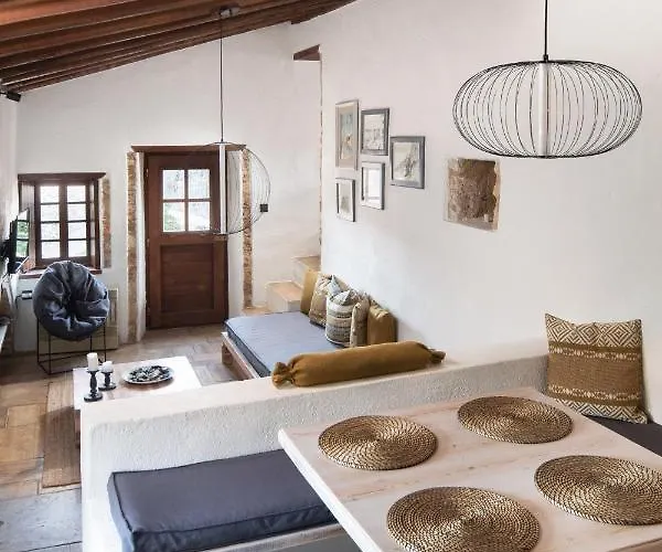 Menexes 3* Monemvasia