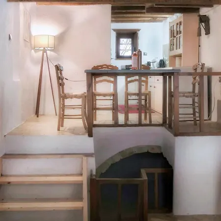 Menexes Guest house