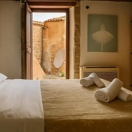 Menexes Guest house