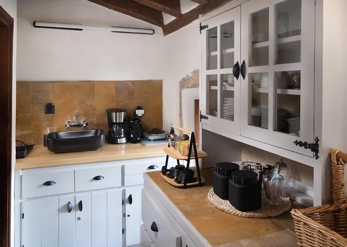 Menexes 3* Monemvasia