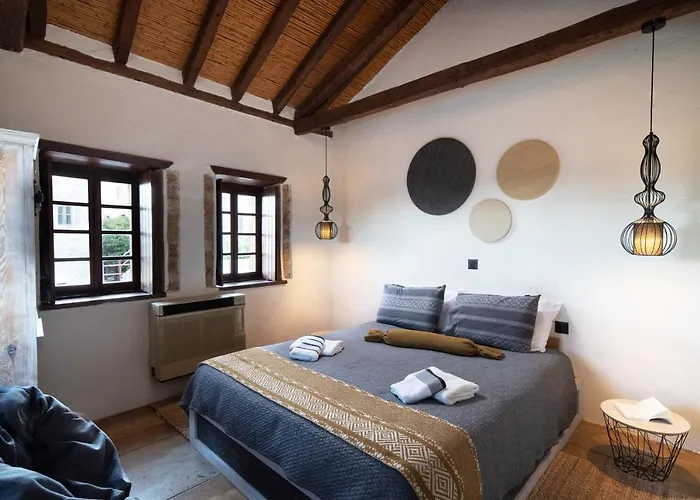 Menexes 3* Monemvasia