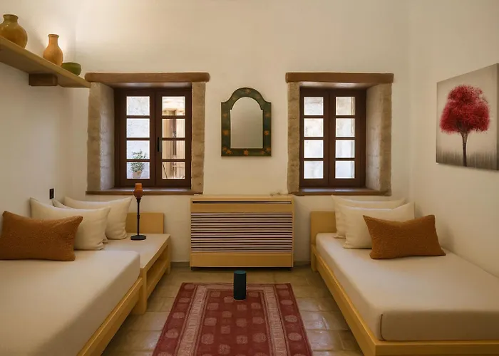 Casa de hóspedes Menexes 3*